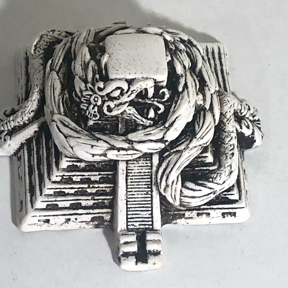 Mayan Pyramid of Chichen-Itzá with Serpent White and Black Pyramid Sculpture
